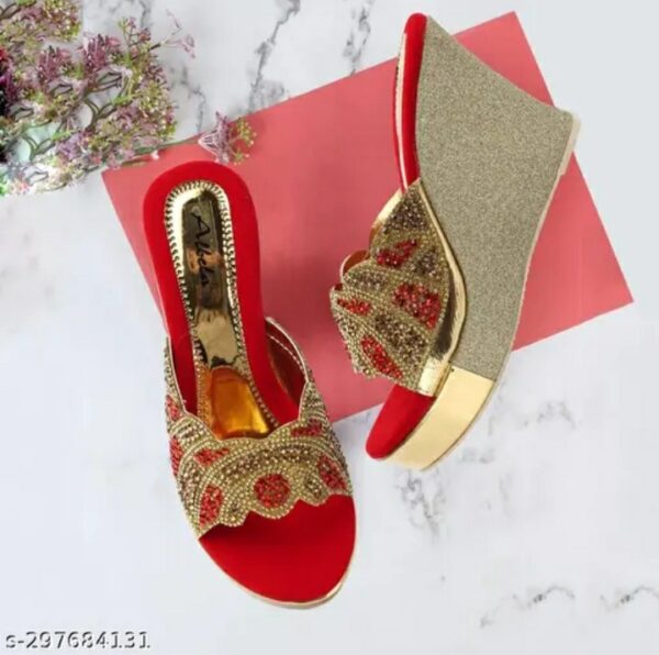 premium designer bridal block heels – shimmering golden ethnic sandals with stone embellishments for weddings, parties, and special occasions,m,090,555